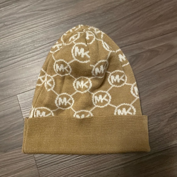 Michael Kors Tan Logo Beanie - Picture 2 of 3